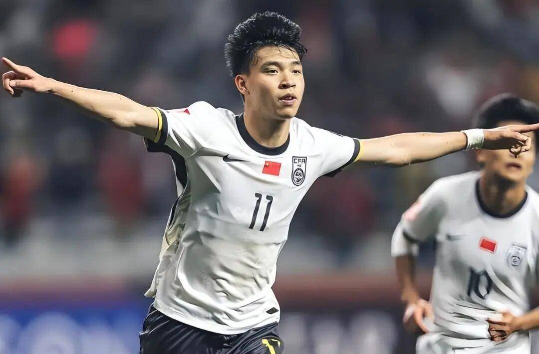 关于西甲赛前走向成谜，山东男篮状态回暖，质疑声仍在，团队化学反应显著的信息