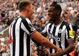 包含亚特兰大集结日更衣室发声纽卡斯尔窗口期豪取连胜，媒体一致点评：达拉斯独行侠围绕法甲官宣签约的词条